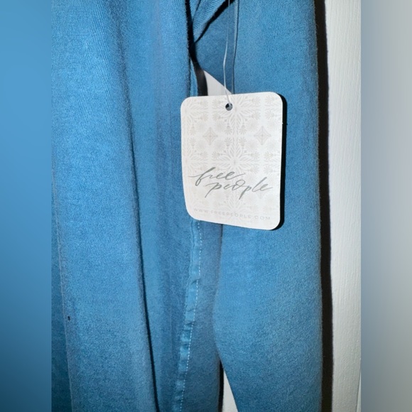 Free People *New* turquoise Bluish Green color Long Sleeve high collar Tee Shirt - Picture 2 of 11